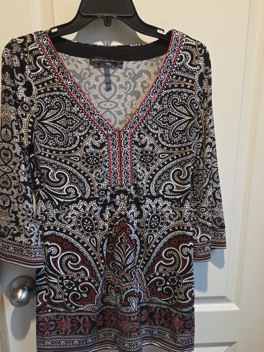 White House Black Market Black, White & Red Paisley V-Neck Tunic